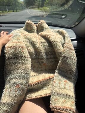 Rare LL bean Fleece super cute LL bean signature tagged XS but could fit small t